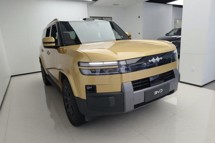 Used Formula Leopard Titanium 7 2025 Model 190 km Four-Wheel Drive Ultra Edition Front Right 45 Deg