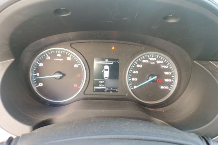 Used JAC Refine M3 2023 PLUS 1.8L 7/8-seater Smart Connectivity Version