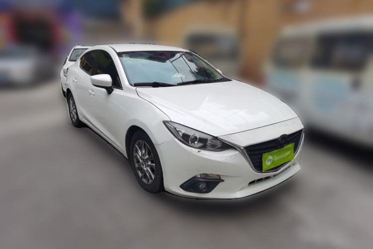 Used Mazda 3 Axela 2016 Sedan 1.5L Automatic Comfort Model