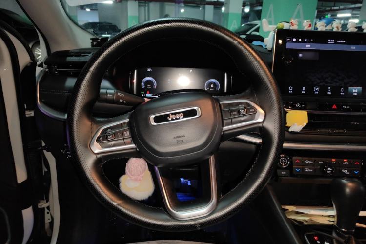 Used Jeep Compass 2021 220T Automatic Elite Edition Steering Wheel