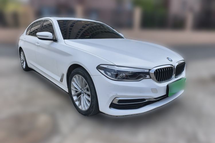 Used BMW 5 Series New Energy 2020 Mileage Upgrade Version 530Le Pioneer Edition Front Right 45 Deg