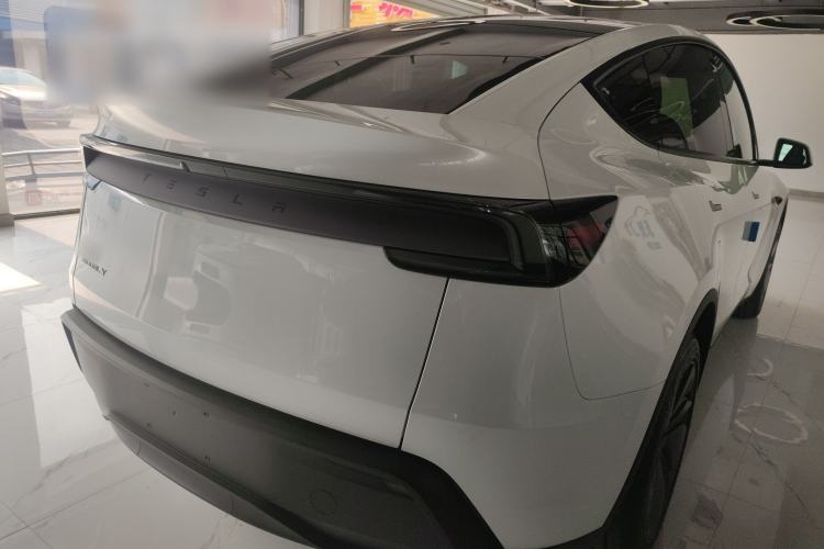 Used Tesla Model Y 2026 Rear-Drive Model Rear Right 45 Deg