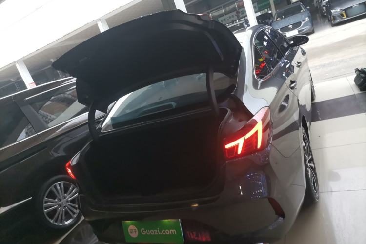 Used CHANGAN Eado 2022 PLUS Blue Whale NE 1.4T GDI DCT Flagship Edition Trunk