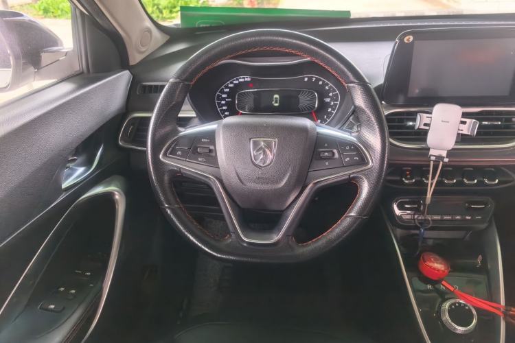 Used Baojun 510 2019 1.5L Automatic Prestige Edition China V Steering Wheel