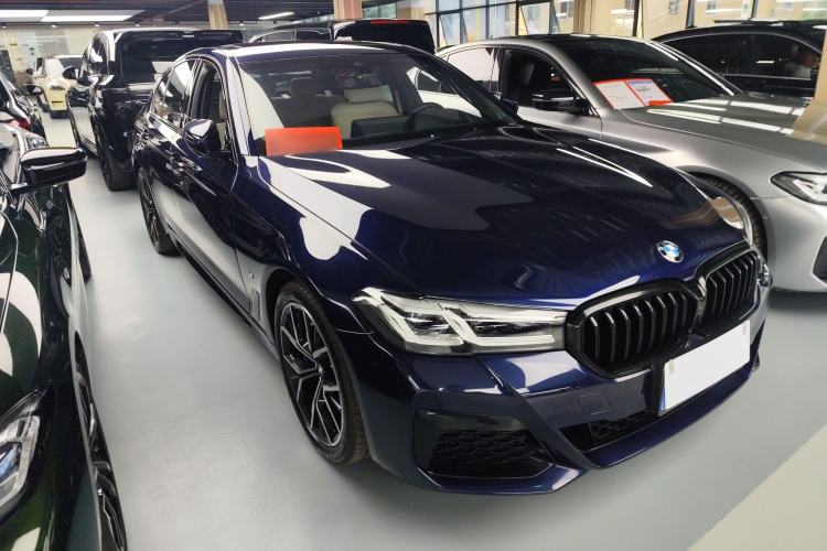 Used BMW 5 Series 2022 530i Sport Line M Sport Package Exterior 1