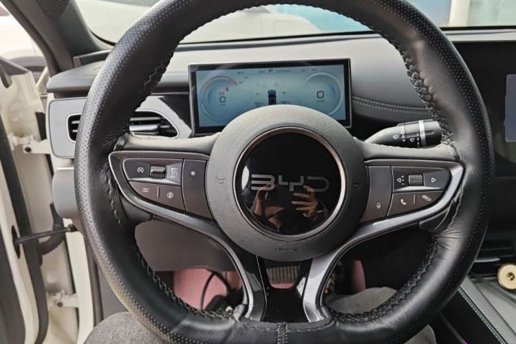 Used BYD Seal 06 New Energy 2024 DM-i 120KM Prestige Model
