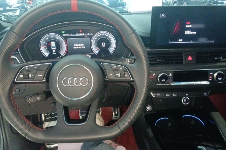 Used Audi A4L 2025 2 Million Units Enjoyment Version 40 TFSI Luxury Dynamic Edition
