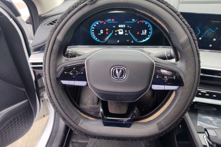 Used CHANGAN Eado 2023 Changan Edition PLUS Blue Whale NE 1.4T GDI DCT Prestige Version