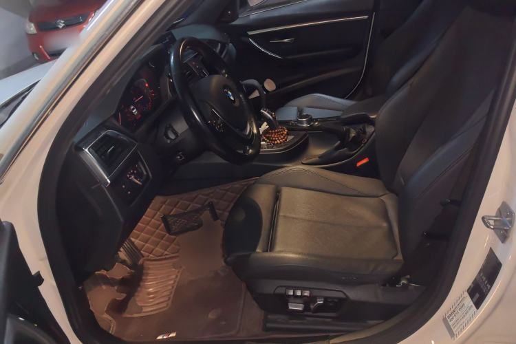 Used BMW 3 Series 2018 320Li Leading Luxury Package
