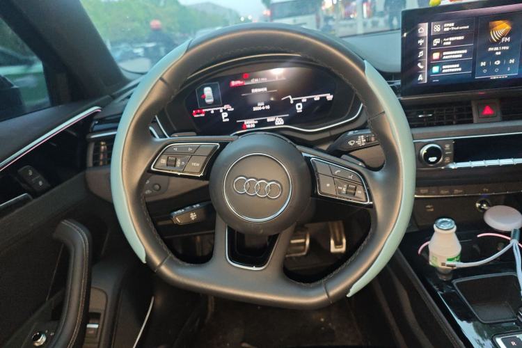 Used Audi A4L 2023 40 TFSI Bang & Olufsen Starry Night Edition
