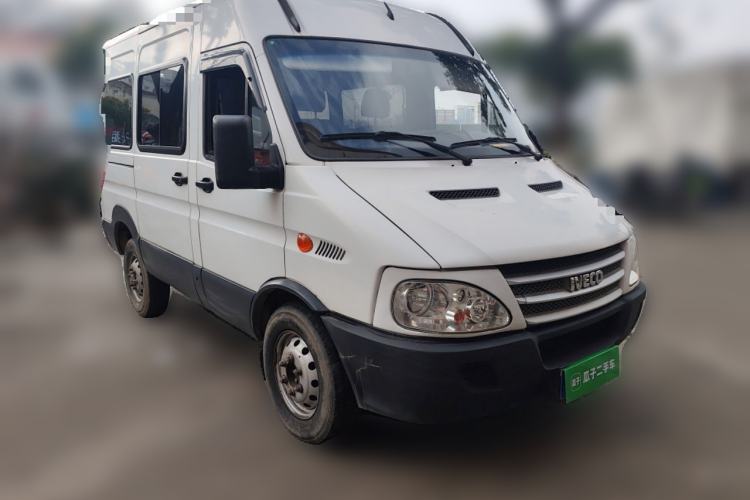 Used Iveco Power Daily 2017 2.5T Classic A32 Mid-Roof 6-7 Seater Bus 47Z5
