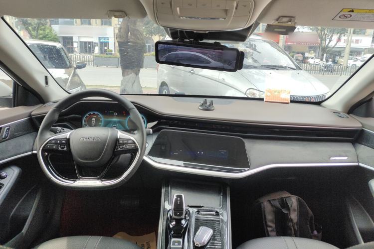 Used Dongfeng Aeolus Yixuan MAX 2021 1.5T Super Cool Dad Edition Center Console