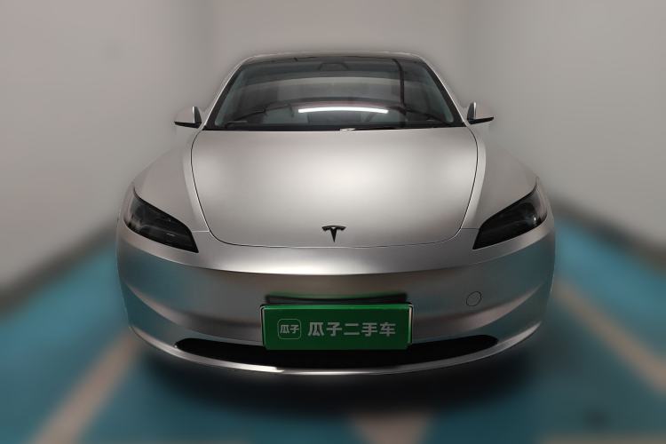 Used Tesla Model 3 2025 Rear-Wheel-Drive Version
