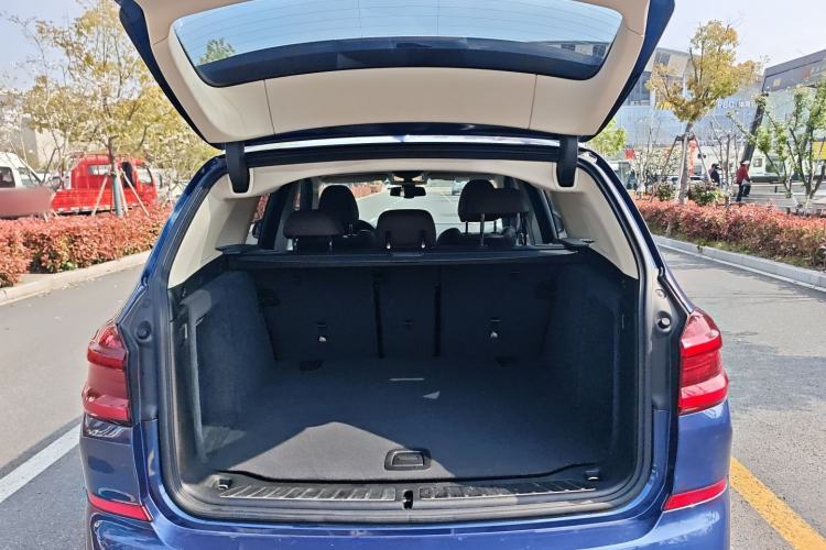 Used BMW X3 2021 Restyled xDrive30i Leading Edition M Sport Package Trunk