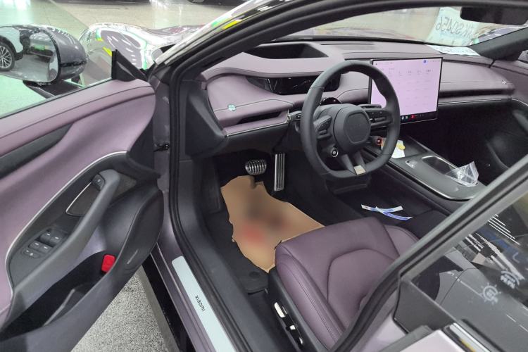 Used Xiaomi Auto SU7 2024 Four-Wheel Drive Ultra-Long Range Advanced Intelligent Driving Max Edition Driver Seat