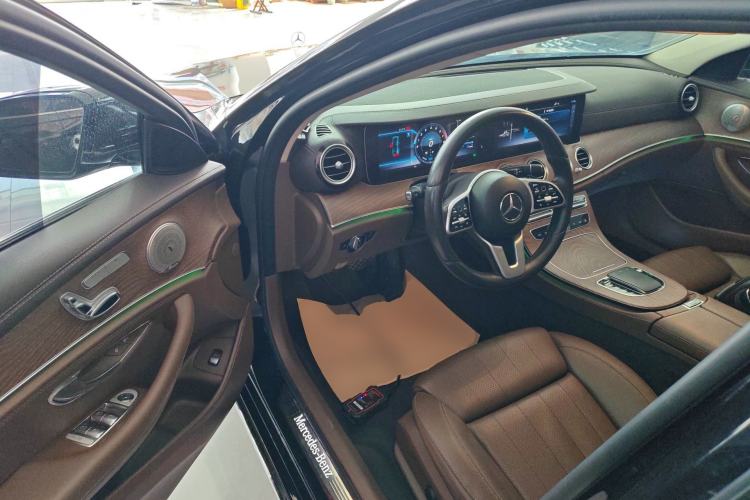 Used Mercedes-Benz E-Class 2019 E 260 L 4MATIC