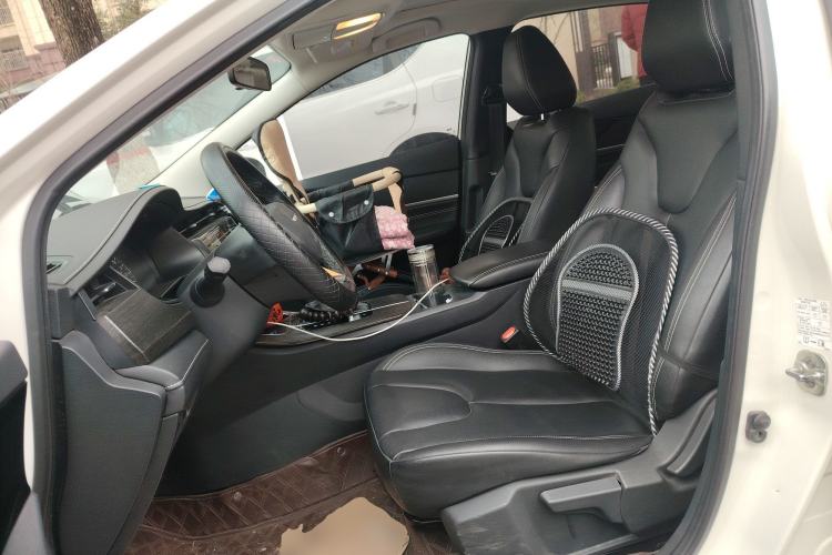 Used Venucia D60 2021 PLUS 1.6L XL CVT Yue Ling Edition
