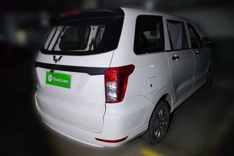 Used Wuling Hongguang 2019 1.5L S Basic Version China VI Standard LAR
