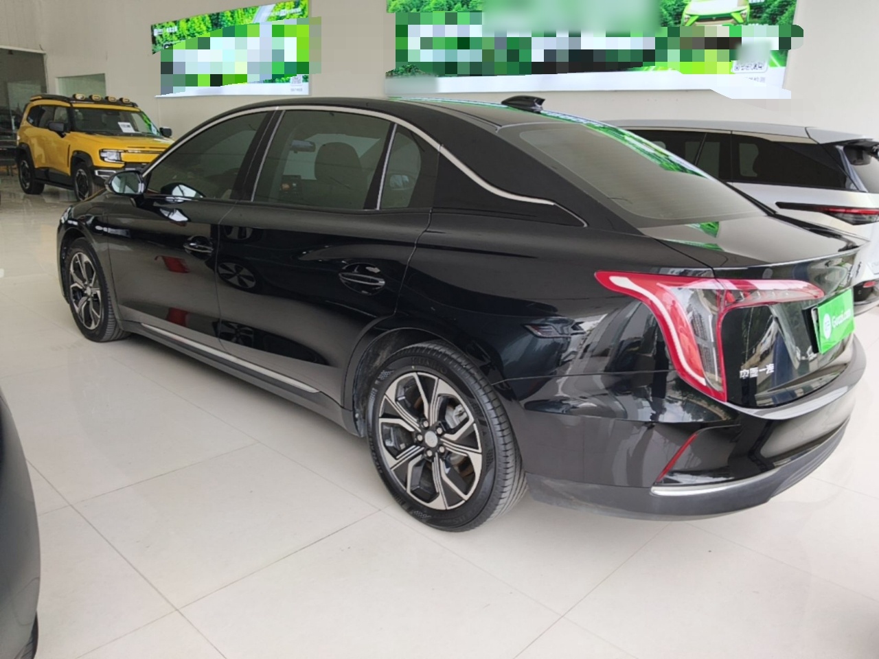 Hongqi E-QM5 2024 450km Range Commuter Version — снимка 4