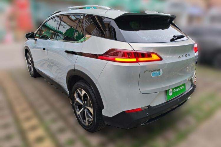 Used AION V 2021 Plus 70 Super Fast Charging Version Ternary Lithium
