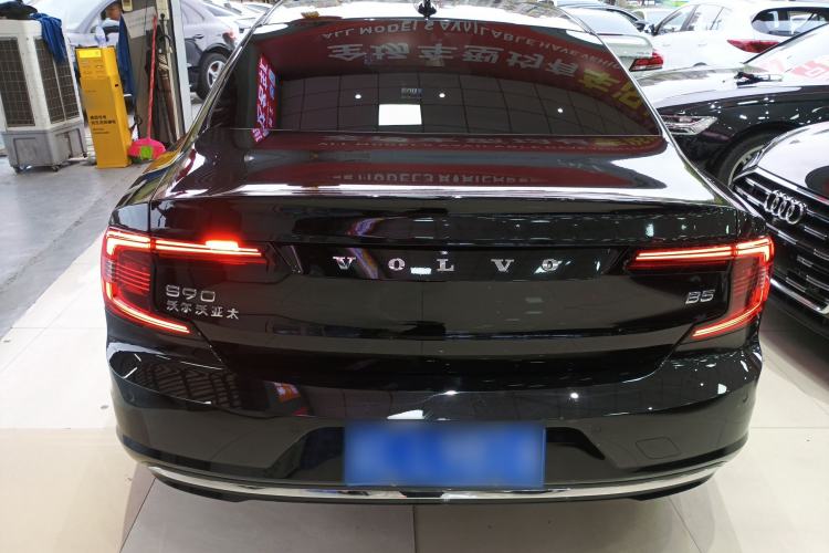 Used Volvo S90 2023 B5 Zhiyuan Luxury Edition
