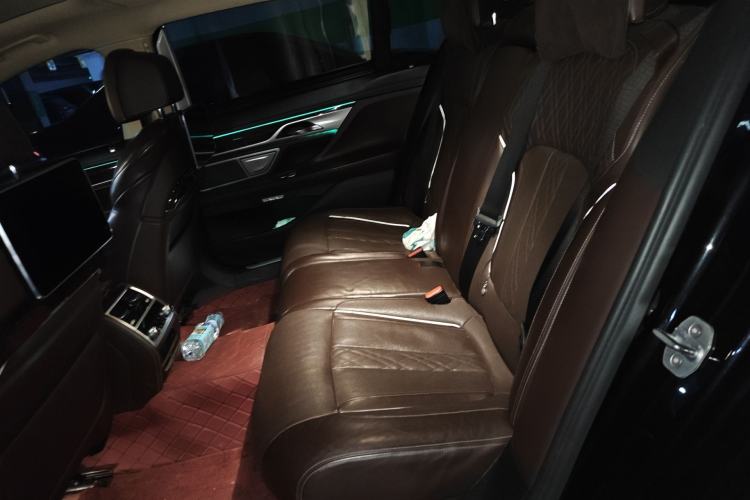 Used BMW 7 Series 2016 730Li Luxury Model