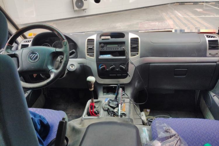 Used Foton Scenic 2014 2.0L Express Classic Short-Wheelbase High-Roof 491EQ4A