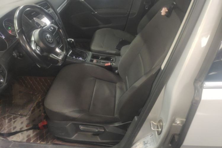 Used Volkswagen Golf 2015 1.4TSI Automatic Comfort Model
