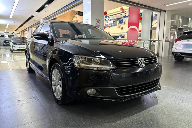 Used Volkswagen Sagitar 2014 Revised Version 1.4TSI Automatic Luxury Edition