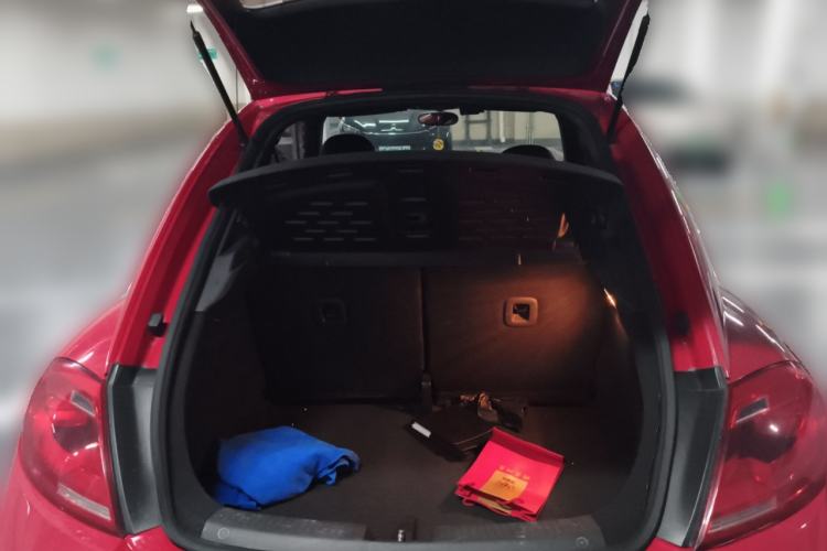 Used Volkswagen Beetle 2014 1.2TSI Fashion Edition Trunk