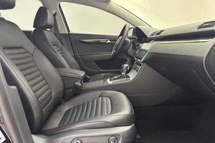 Used Volkswagen Magotan 2013 1.8TSI Luxury Model