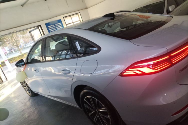 Used Geely Galaxy Galaxy A7 2025 Model EM-i 70km Launch Edition
