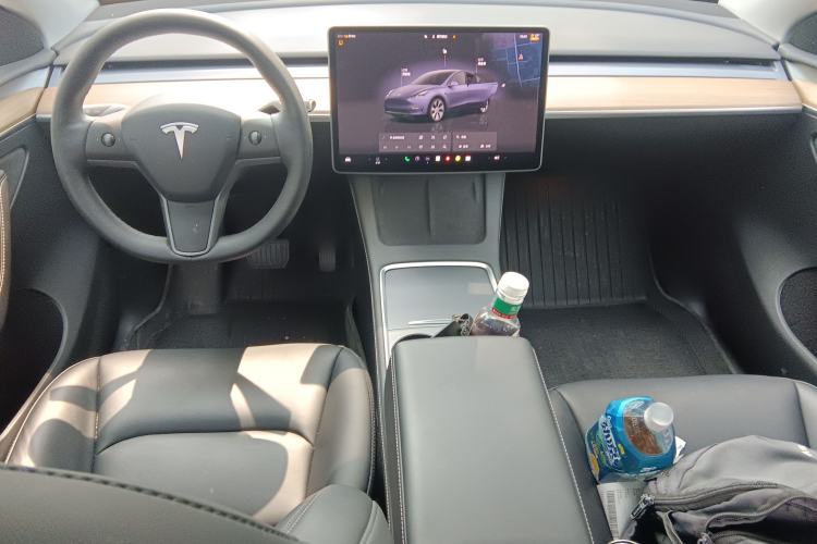 Used Tesla Model Y 2022 Revised Version Rear-Wheel Drive Center Console