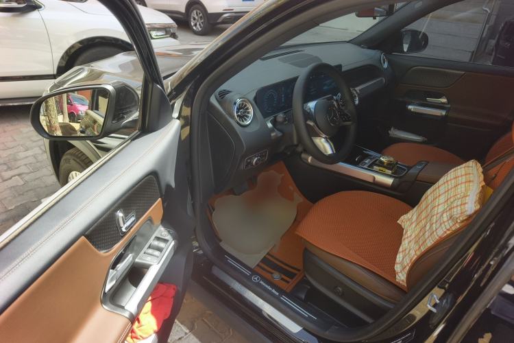 Used Mercedes-Benz GLB 2024 Refresh GLB 220 Dynamic Edition Driver Seat