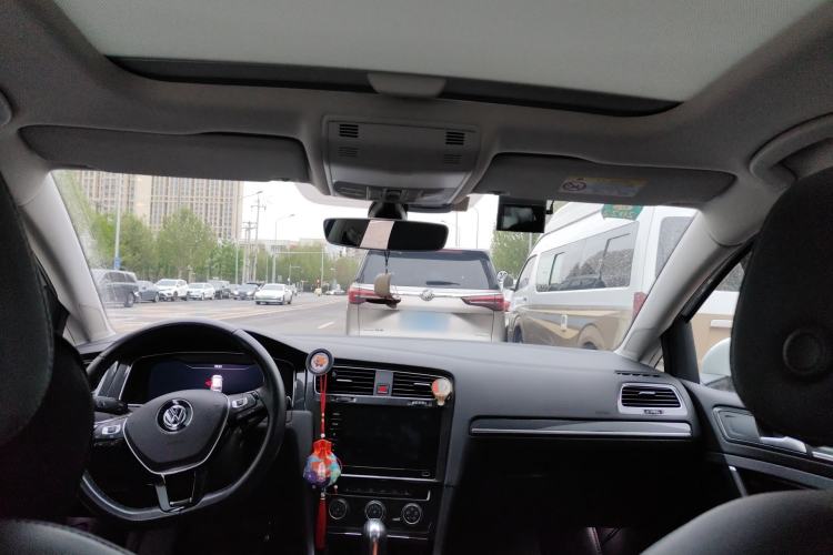 Used Volkswagen Golf 2020 Zhiai Edition 280TSI DSG Luxury Model