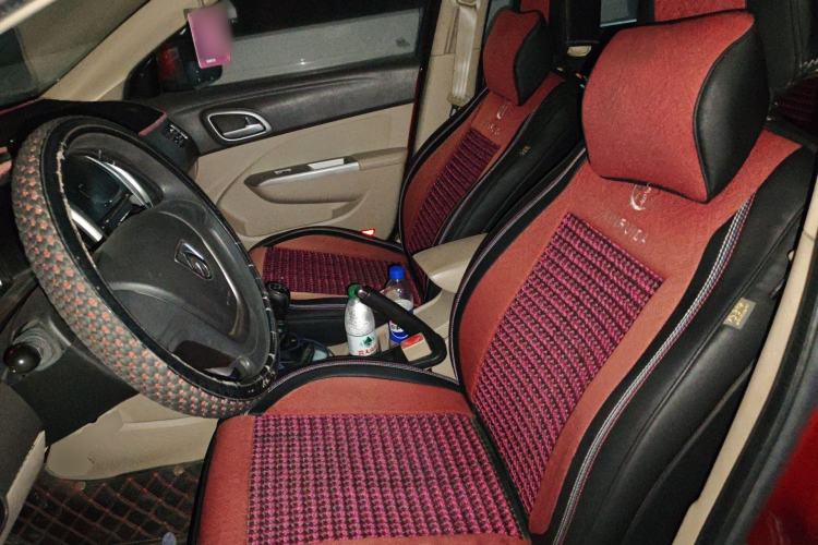 Used Baojun 630 2014 1.5L manual standard version
