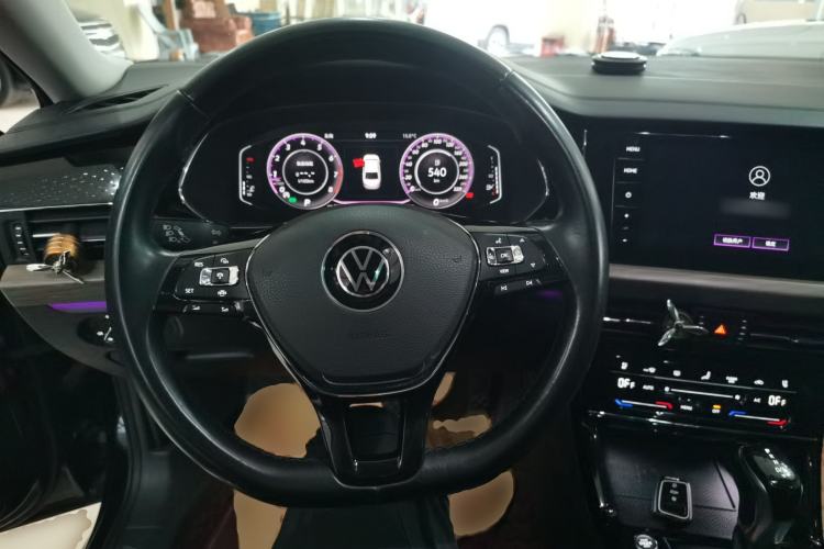 Used Volkswagen Passat 2021 330TSI Luxury Edition
