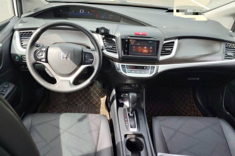 Used Honda Jade 2016 1.8L Automatic Comfort Version 5 Seats Interior 2