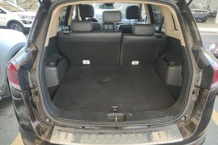 Used Yema T70 2016 1.8T CVT Elegant Model
