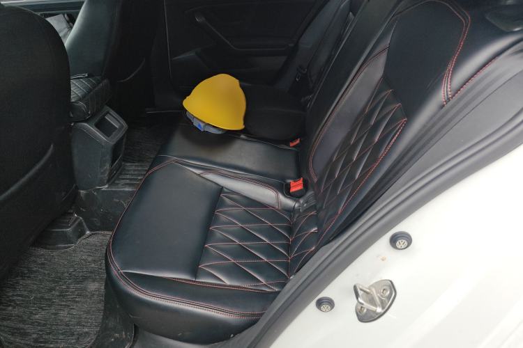 Used Volkswagen Lamando 2021 230TSI DSG Fashion Edition Left Rear Seat