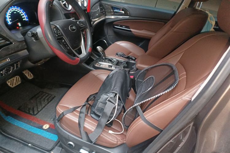 Used BYD S7 2017 2.0T Automatic Prestige Edition Left Front Seat