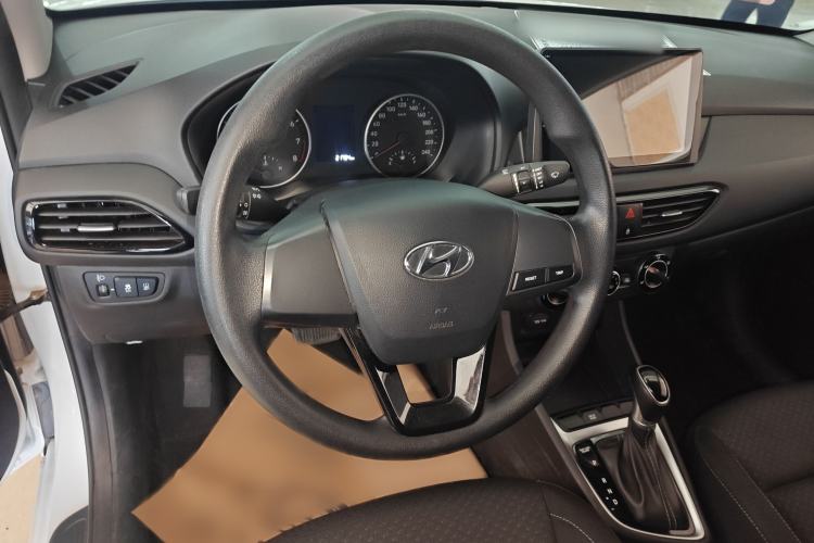 Used Hyundai Celesta 2020 1.6L Automatic GL Enjoyable Edition