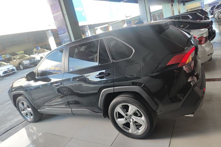 Used Toyota RAV4 2020 2.0L CVT Two-Wheel Drive Fashion PLUS Edition