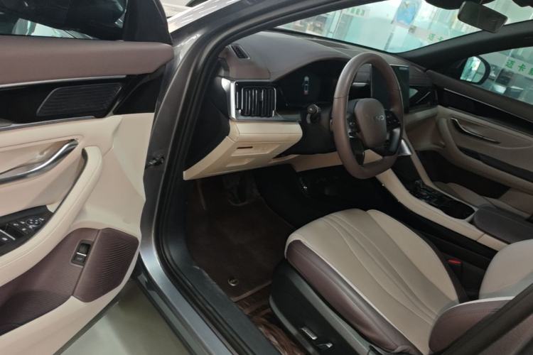 Used BYD Song PLUS New Energy 2025 EV Intelligent Driving Edition 520km Luxury Model
