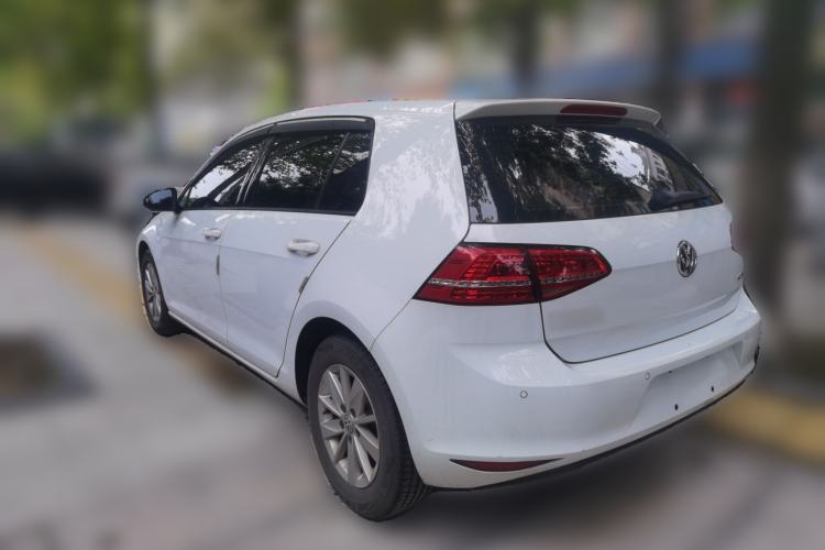 Used Volkswagen Golf 2016 1.6L Manual Fashion Edition Rear Left 45 Deg