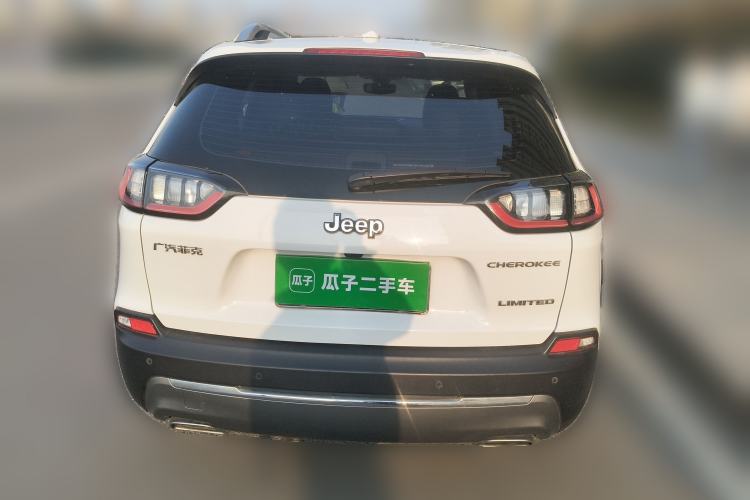 Used Jeep Cherokee 2019 2.0T 2WD Enjoyment Edition China V