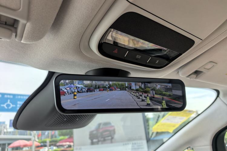 Used XPeng X9 2025 740 Ultra-Long Range Max