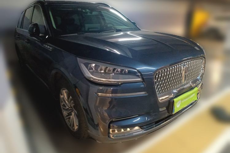 Used Lincoln Aviator 2021 3.0T V6 Four-Wheel Drive Luxury Edition Front Right 45 Deg