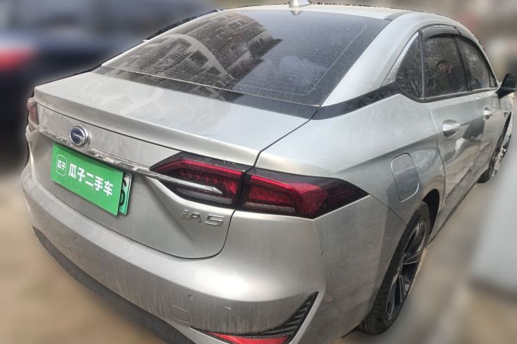 Used GAC Group Toyota iA5 2019 Deluxe Edition Rear Right 45 Deg