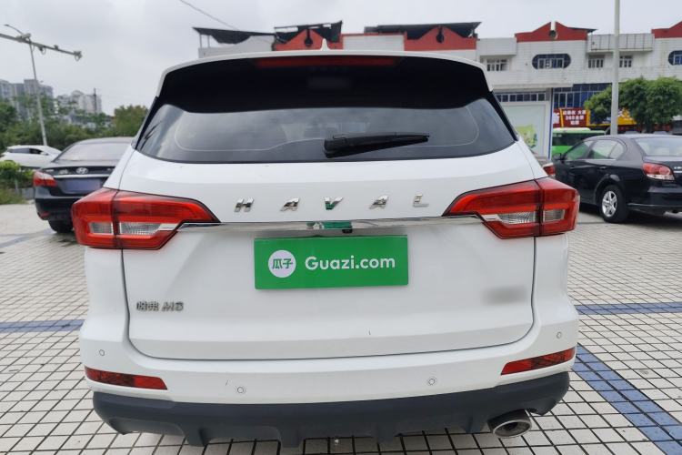 Used Haval M6 2019 1.5T DCT Two-Wheel Drive Elite Version China VI Standard Rear